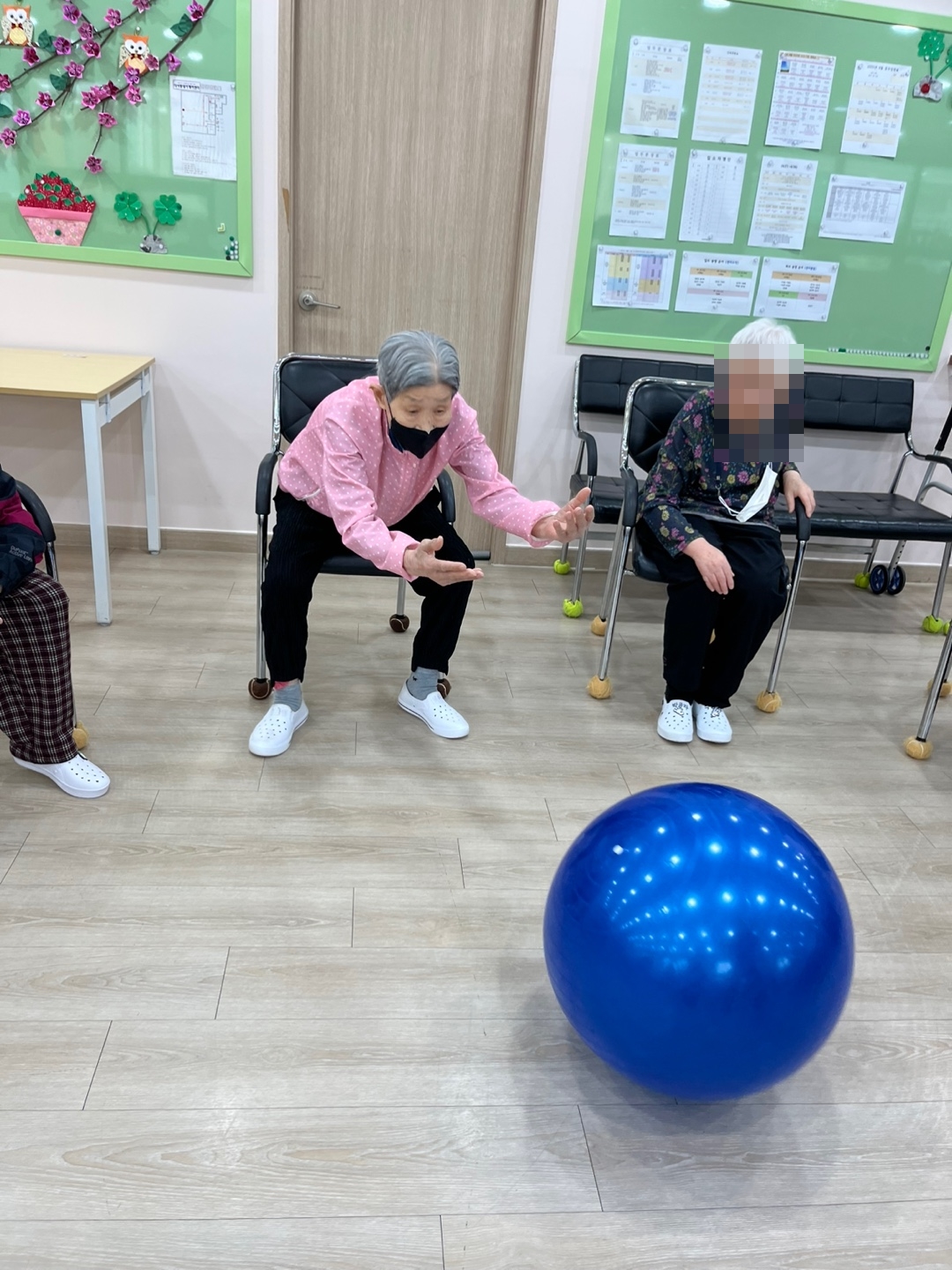 /user/t/thesarang/editor/2504/8443ae45e7d50d81fb817e3f98e2f5ea_1745394855_3428.jpg 이미지크게보기